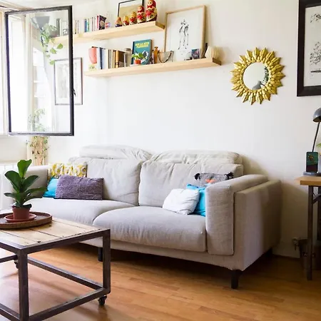 Beautiful Bright Apt Near Belleville Park Apartamento