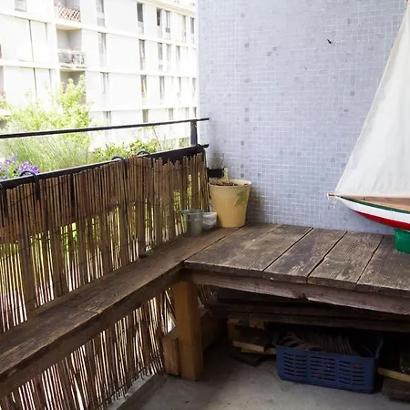 Beautiful Bright Apt Near Belleville Park Apartamento