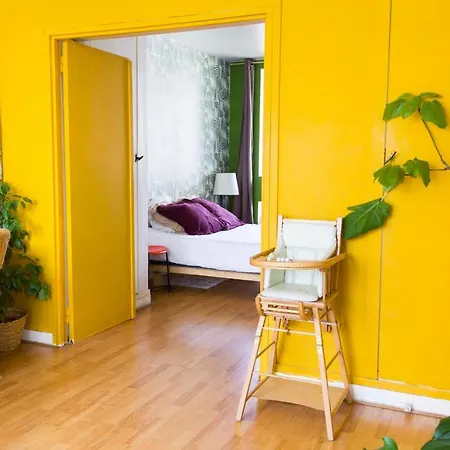 Beautiful Bright Apt Near Belleville Park *